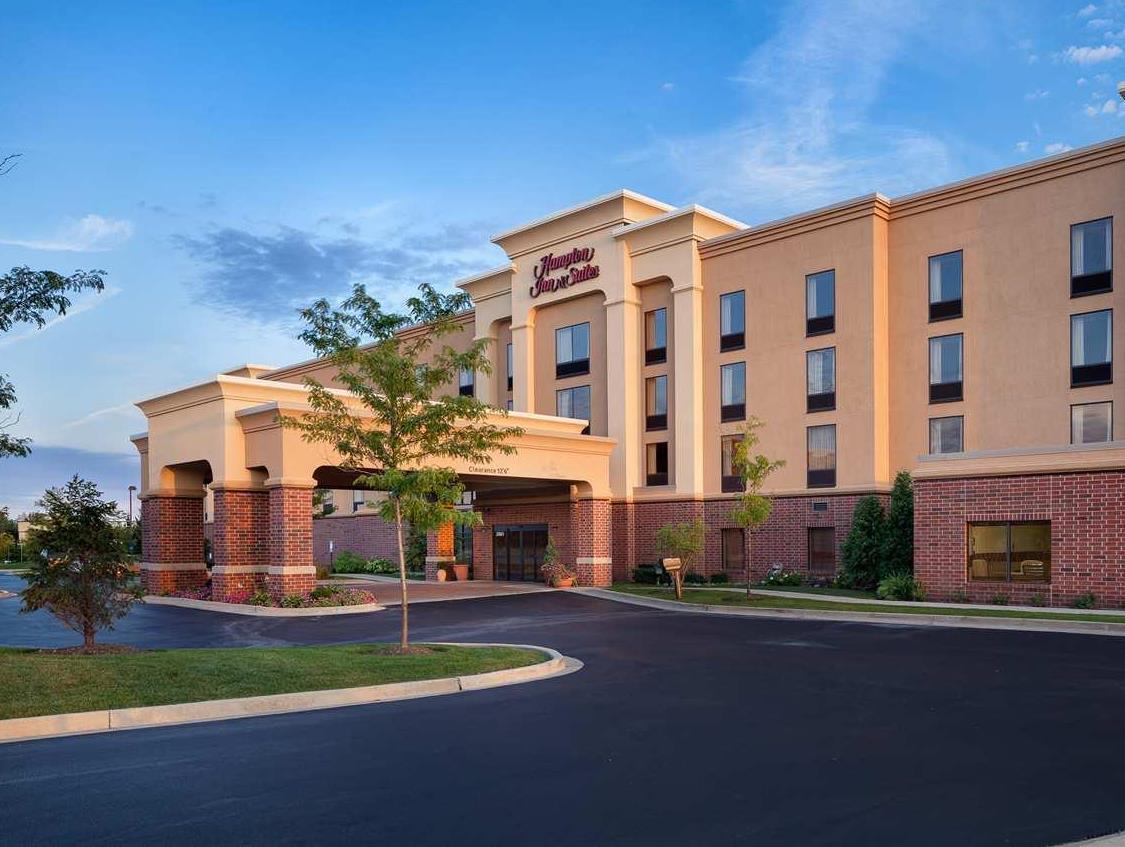 Hampton Inn & Suites Chicago - Либертивилл Экстерьер фото