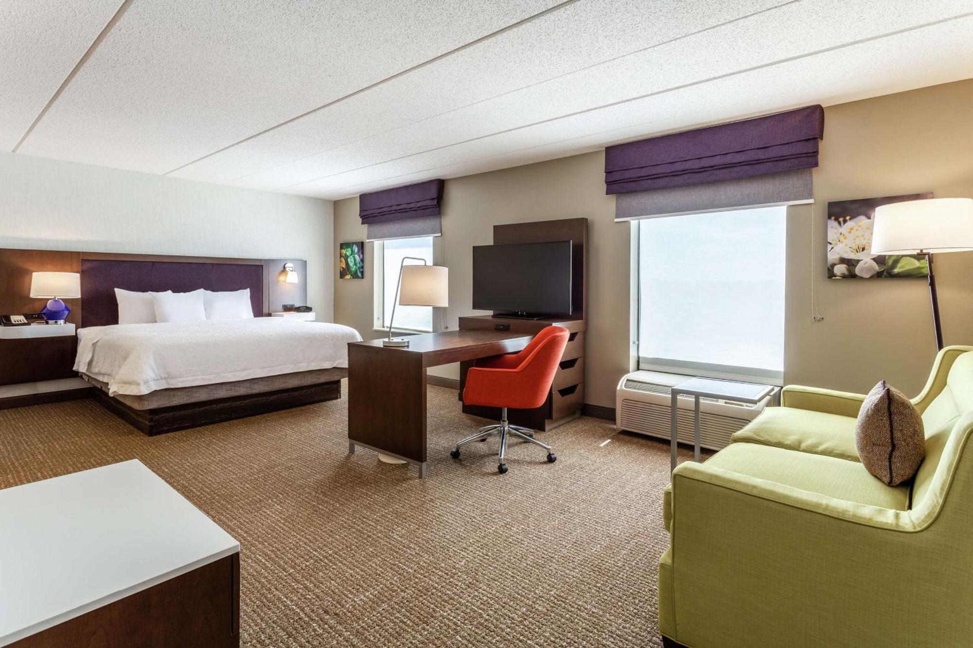 Hampton Inn & Suites Chicago - Либертивилл Экстерьер фото