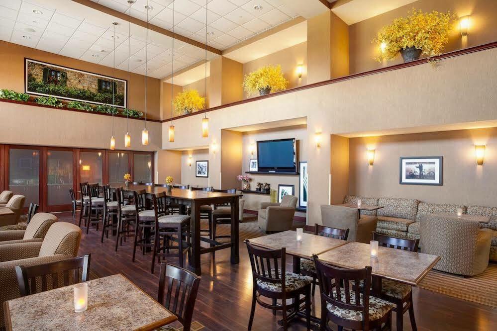 Hampton Inn & Suites Chicago - Либертивилл Экстерьер фото